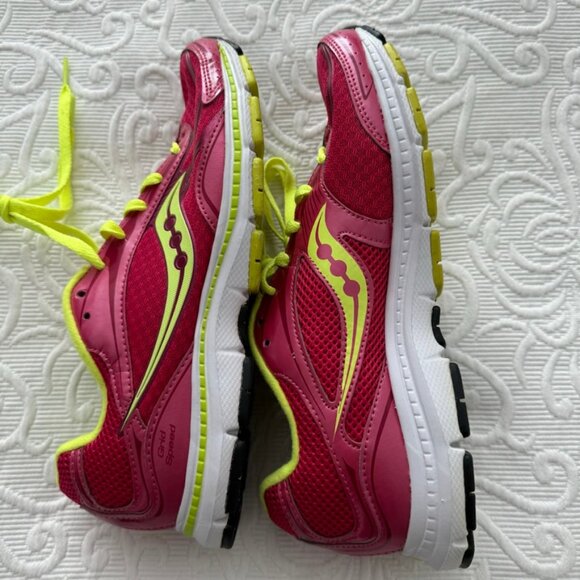 NEVER WORN! SAUCONY Hot Pink Yellow GRID SPEED Trainers Running Work Out 9.5 - Picture 5 of 10